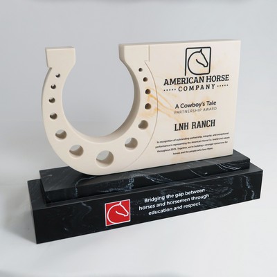 Large UDesign Signature Award
